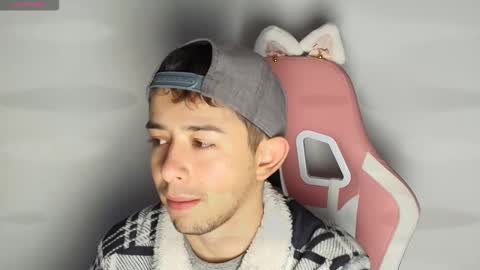 ALEC ANDREWS online show from October 15, 9:00 pm