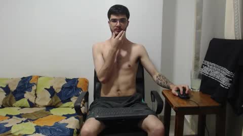 aleex_miller online show from November 1, 2:04 am