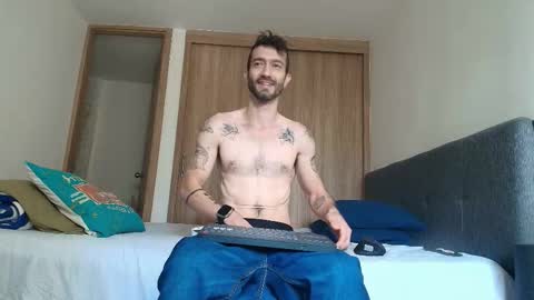 Alejandro Hernndez online show from February 3, 4:45 pm