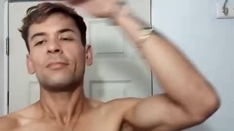alejandrochao84 online show from October 5, 5:11 am