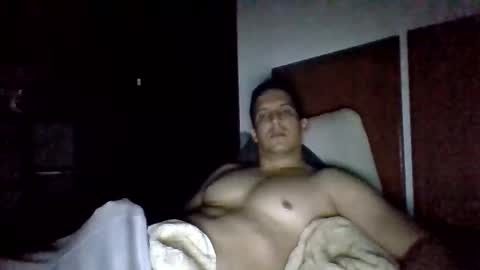 Snapshot of alejxoxo chatting on February 3, 6:13 am alejxoxo online show from February 3, 6:13 am