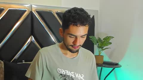 Alek online show from September 26, 7:28 am