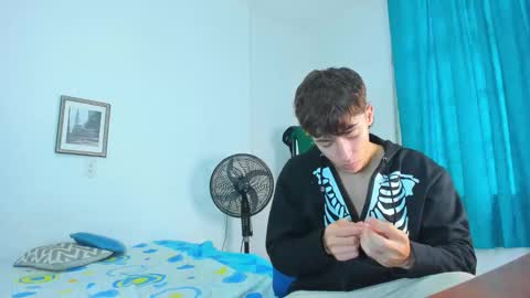 Alessandro Dybala online show from March 21, 1:04 pm