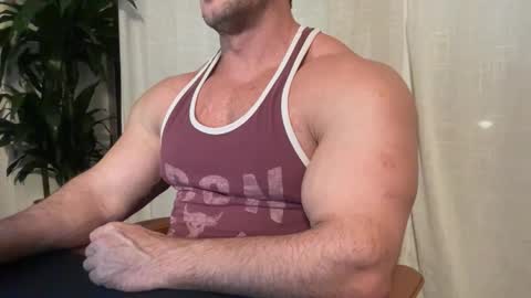 Alessandrobuilder online show from October 19, 6:22 pm