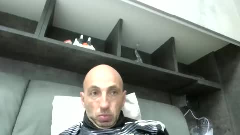 alex120475 online show from October 19, 9:07 pm