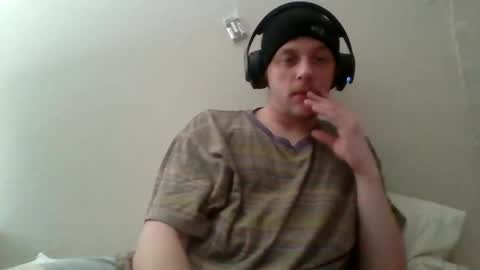 jointlover online show from December 11, 1:44 pm