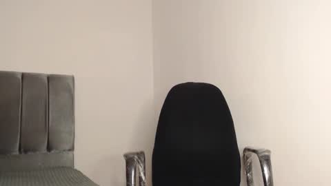 Owen online show from October 1, 2:15 am