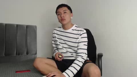 Owen online show from December 31, 6:24 pm