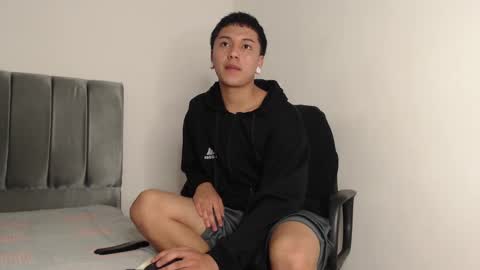 Owen online show from January 14, 1:47 am