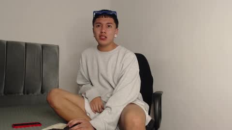 Owen online show from December 11, 1:18 am