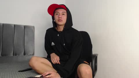 Owen online show from December 3, 12:11 am