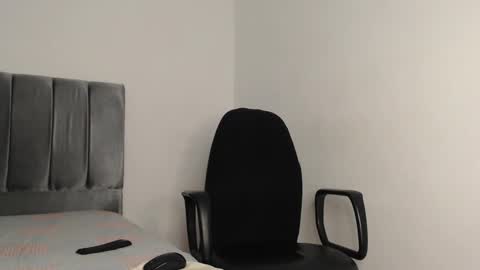 Owen online show from January 15, 12:30 am