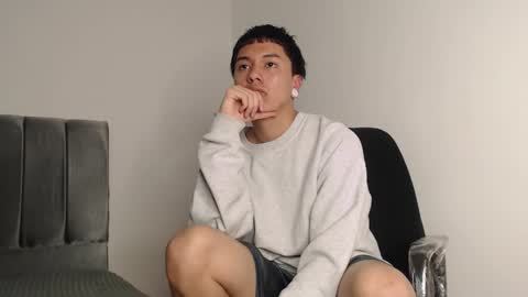 Owen online show from October 4, 2:38 am