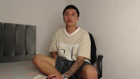 Owen online show from January 28, 1:50 am