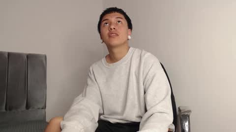 Owen online show from September 26, 2:42 am