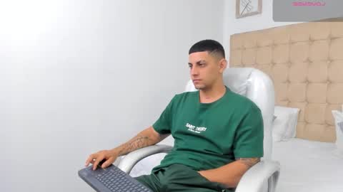 alex online show from January 8, 1:05 pm