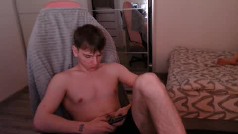 Alex online show from October 5, 7:29 pm