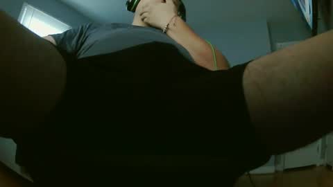 Snapshot of alex_hot1996 chatting on October 20, 11:47 am alex_hot1996 online show from October 20, 11:47 am