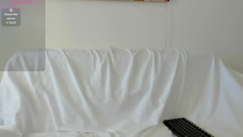 alex_hunt_ online show from March 16, 12:42 pm