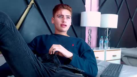 ALEX online show from October 16, 9:34 pm