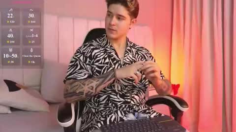 Alex  online show from February 20, 7:59 pm