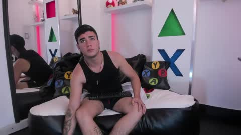 Alex  online show from June 2, 12:06 pm