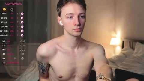 alex_schafer online show from November 7, 4:10 pm