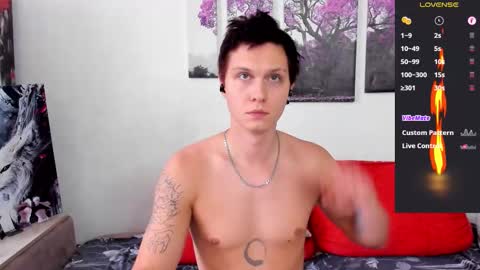 Alex WandHot online show from October 1, 7:45 am
