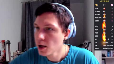 Alex WandHot online show from October 10, 11:37 am