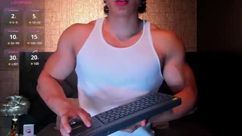 Snapshot of alexander_classy chatting on March 1, 4:26 am Alex online show from March 1, 4:26 am