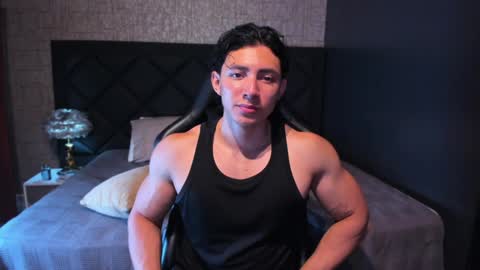 Snapshot of alexander_classy chatting on January 24, 5:21 am Alex online show from January 24, 5:21 am