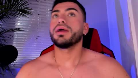 Alexander Diaz online show from October 11, 3:49 pm