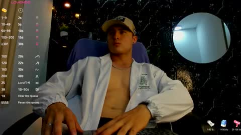 Alexander online show from October 4, 7:51 pm