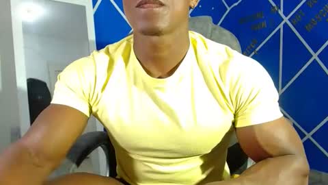 Snapshot of alexander_megan chatting on February 2, 1:34 am alexander online show from February 2, 1:34 am