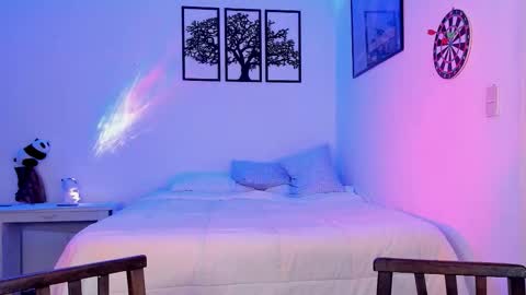 Alexander Jaz online show from October 12, 9:53 pm