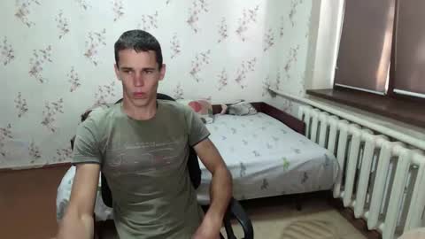 Snapshot of alexanderstrongs chatting on September 22, 6:13 am alexanderstrongs online show from September 22, 6:13 am