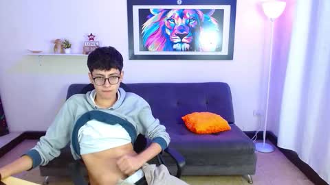 alex online show from March 11, 1:40 pm