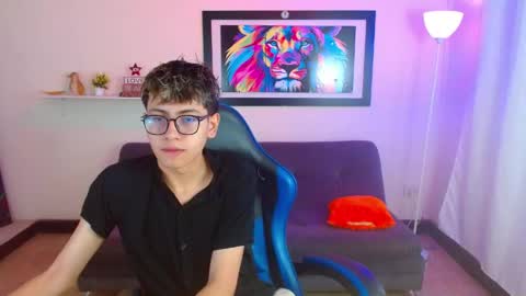 alex online show from May 30, 2:50 pm