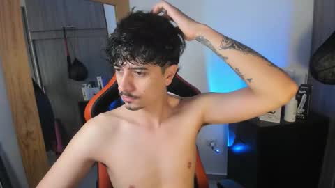 alexfloreszzz online show from September 9, 12:59 pm