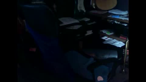 alexfree2189 online show from May 26, 7:43 pm