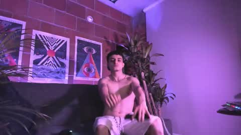 Alexi Jacobs online show from October 3, 2:27 am
