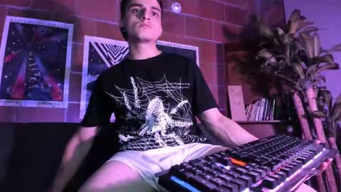 Alexi Jacobs online show from September 11, 2:43 am