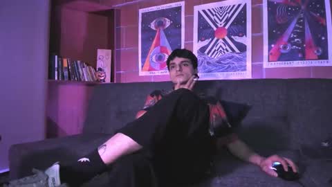 Alexi Jacobs online show from November 8, 6:27 am