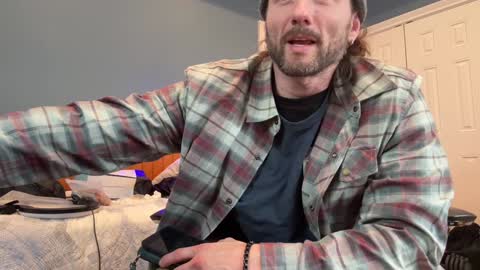 Snapshot of alexmanndickerson chatting on February 3, 3:49 pm Alex Mann online show from February 3, 3:49 pm