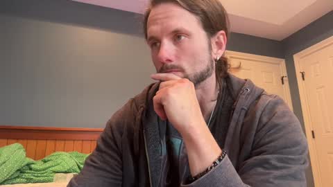 Snapshot of alexmanndickerson chatting on January 8, 3:28 pm Alex Mann online show from January 8, 3:28 pm
