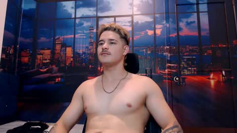 Alex online show from October 3, 8:25 pm