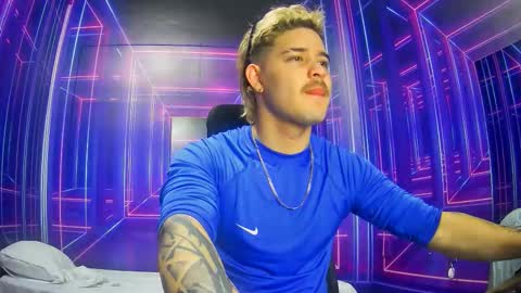 Alex online show from September 30, 7:17 pm