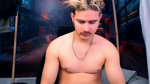 Alex online show from October 16, 7:33 pm