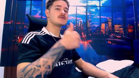 Alex online show from October 11, 7:40 pm