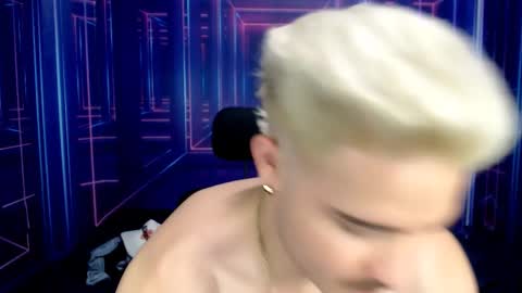 Alex online show from October 18, 7:41 pm